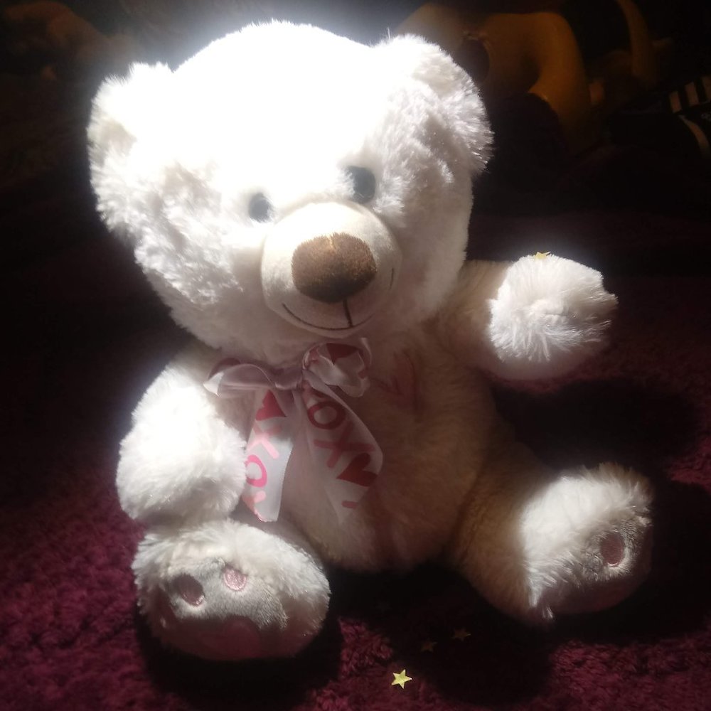 Big White Teddybear!